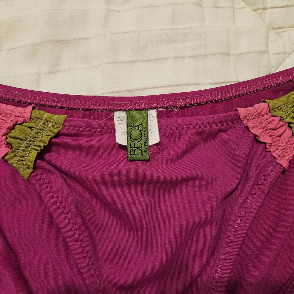 BECCA triangle bikini L pink green EUC Rebecca V string coquette girl ruffles